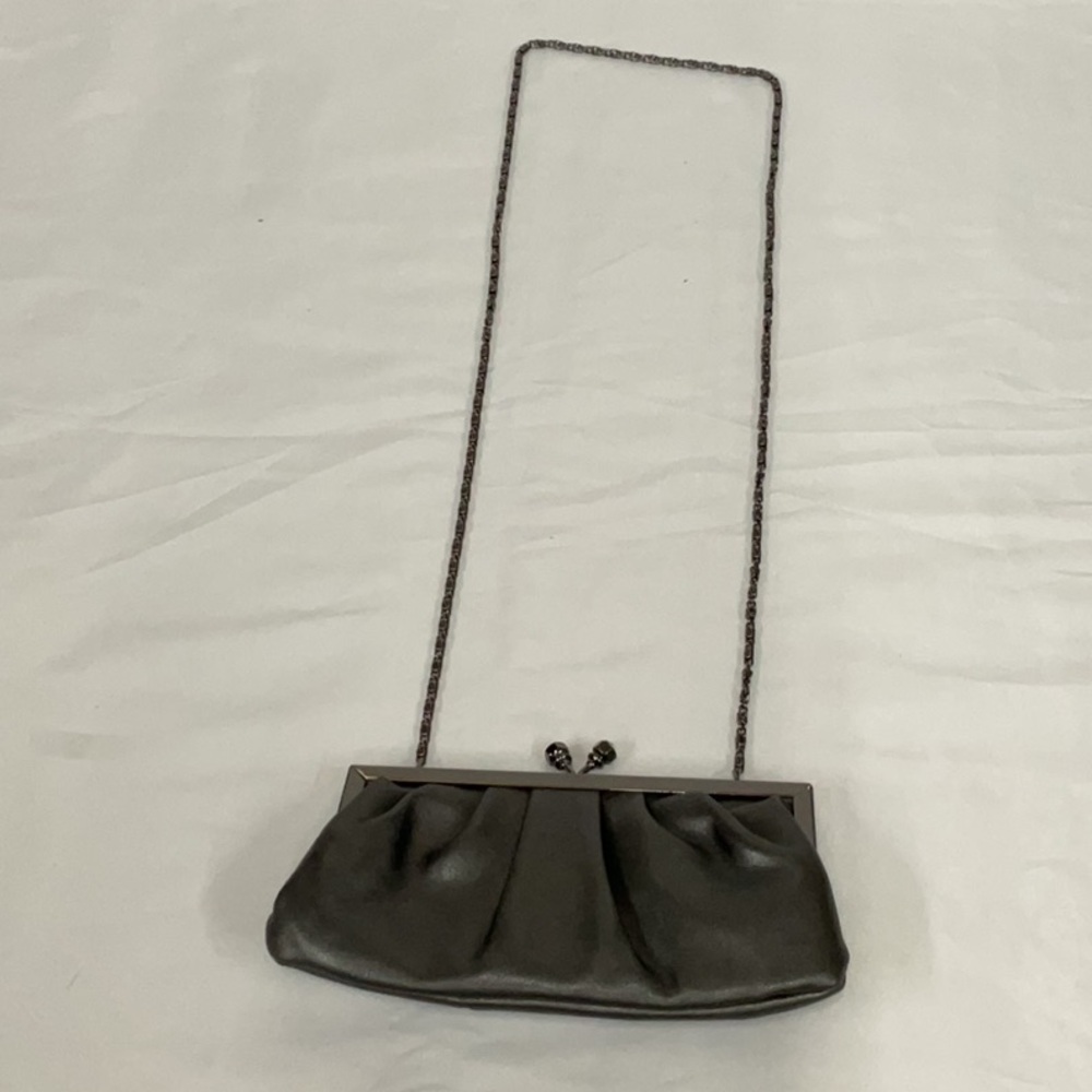 EUC Woman’s Jessica McClintock clutch purse - Picture 2 of 4